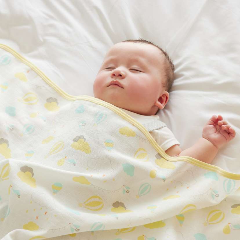 赤ちゃんがぐっすり眠るための環境整備術！失敗しない暑さ対策ガイド