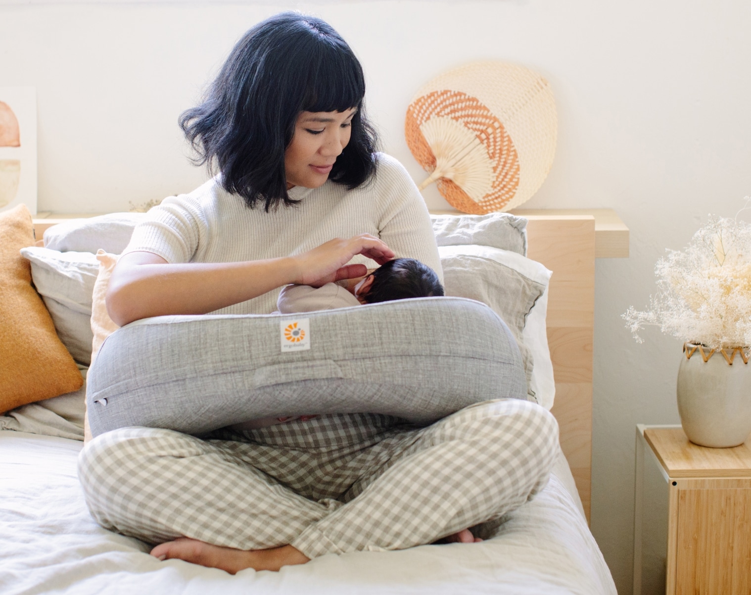 エルゴベビー　授乳クッション