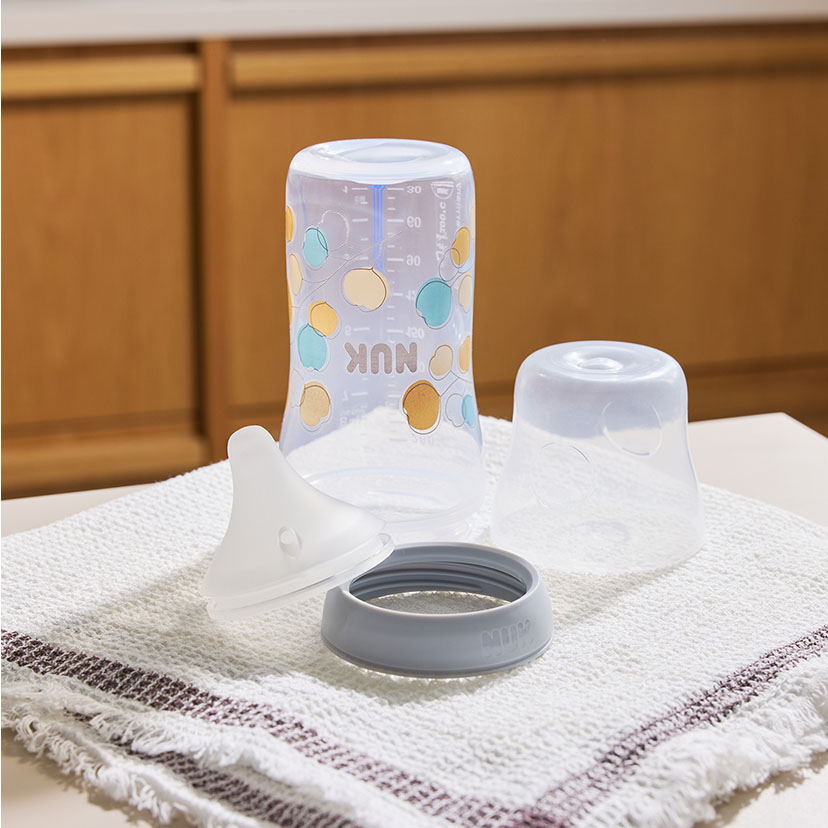 パーフェクトマッチほ乳びん（プラスチック製）/260ml/レインボー/適温目盛り付き 260ml/レインボー/適温目盛り付き