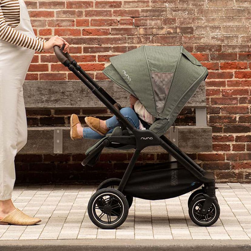 nuna ベビーカー トリヴ ネクスト※グローバル仕様/キャビア キャビア