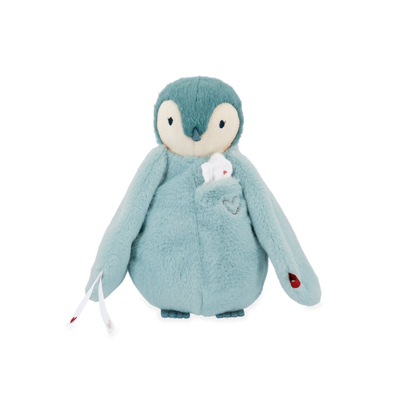 エメラルドグリーン