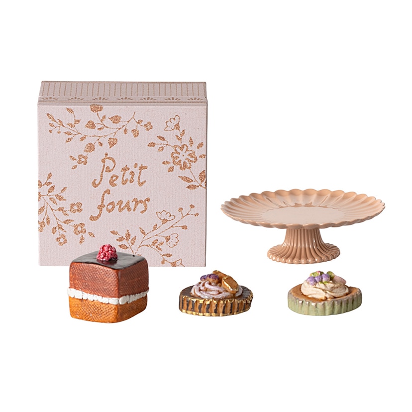 ケーキセット＆ケーキスタンド