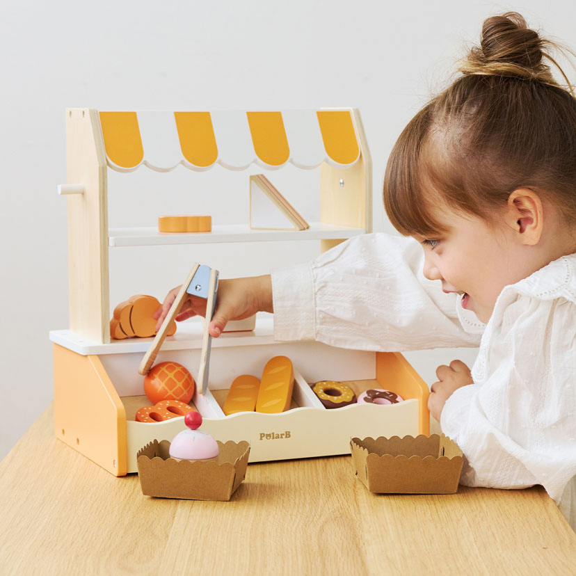 ごっこ遊び　木のおもちゃ