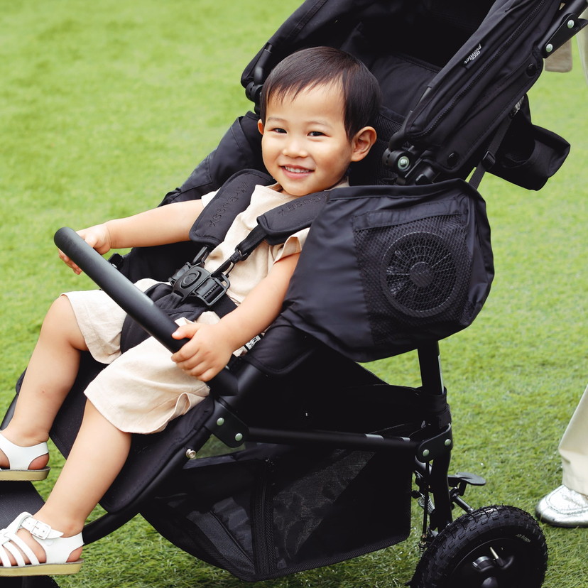 空調ベビーカーシートtm ブラック 抱っこ紐 ベビーカー チャイルドシート Dadway ダッドウェイオンラインショップ